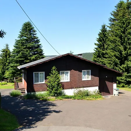Scenic Chalet In Stavelot With Balcony Chalé