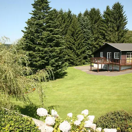 Scenic Chalet In Stavelot With Balcony Chalé